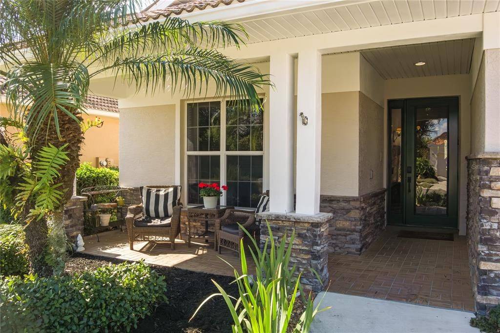 En Venta: $568,000 (4 camas, 3 baños, 2554 Pies cuadrados)