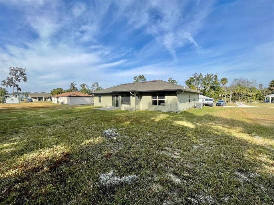 For Sale: $259,900 (3 beds, 2 baths, 1354 Square Feet)