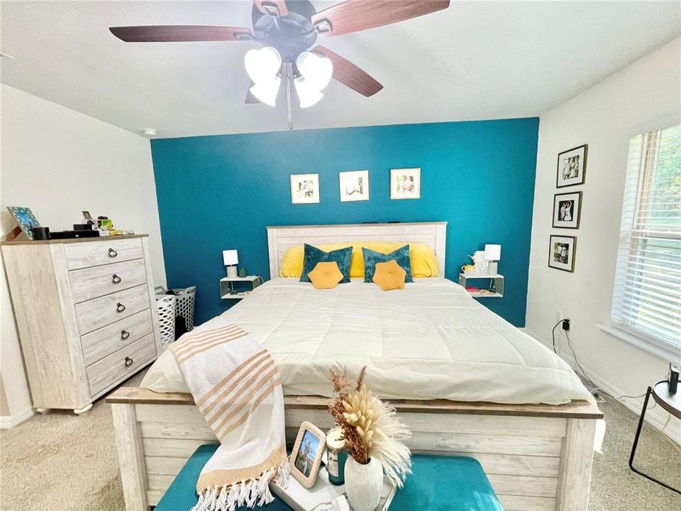 For Sale: $259,900 (3 beds, 2 baths, 1354 Square Feet)