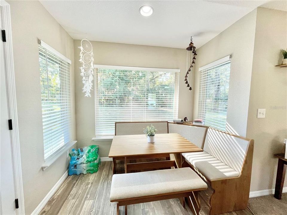 For Sale: $259,900 (3 beds, 2 baths, 1354 Square Feet)