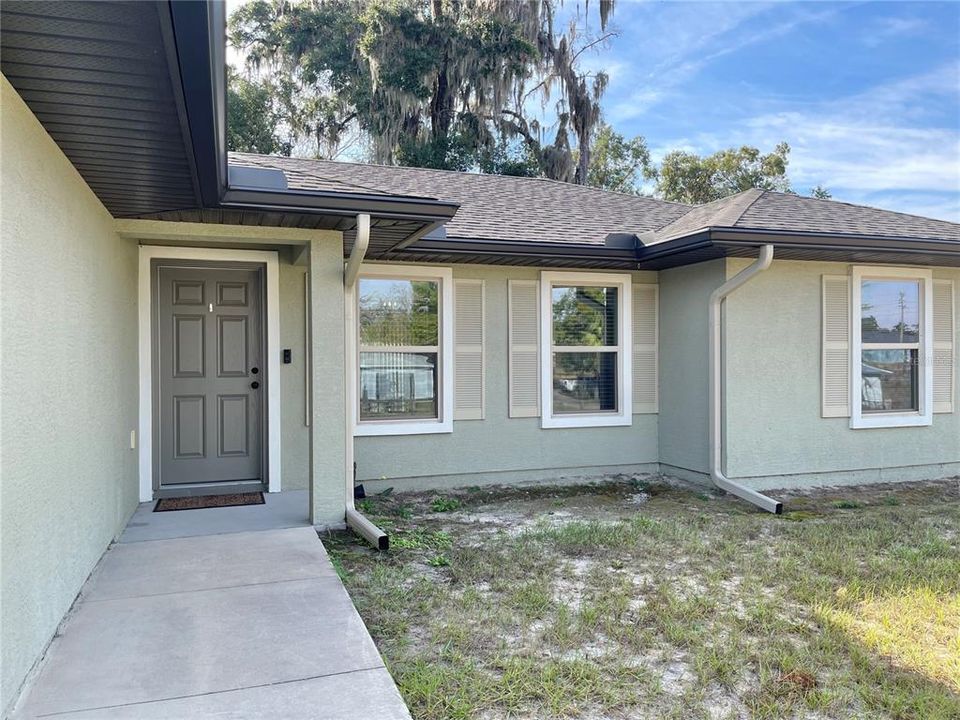 For Sale: $259,900 (3 beds, 2 baths, 1354 Square Feet)