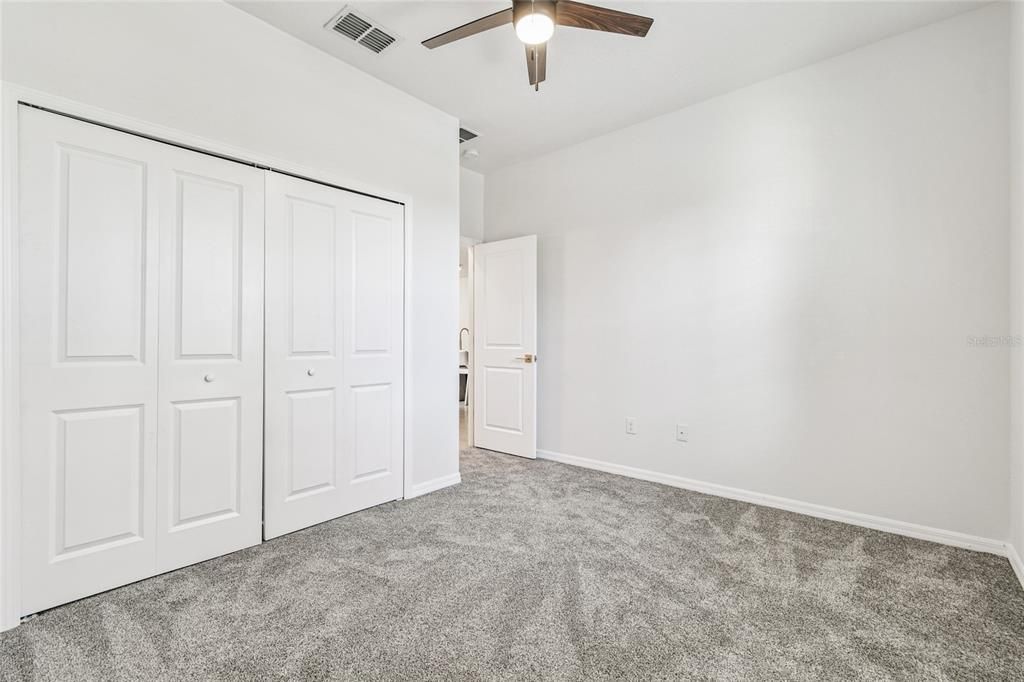 For Sale: $424,900 (5 beds, 3 baths, 2455 Square Feet)