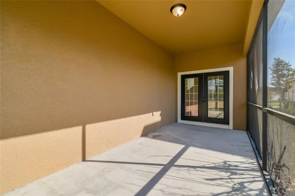 For Sale: $424,900 (5 beds, 3 baths, 2455 Square Feet)