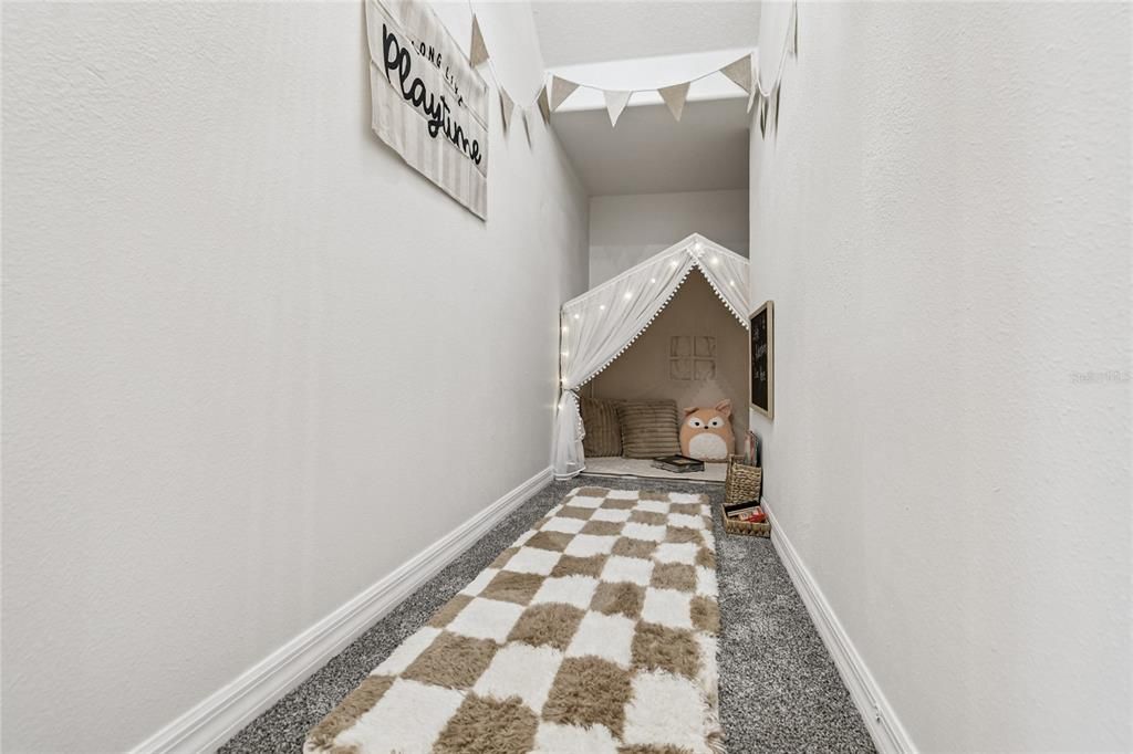 For Sale: $424,900 (5 beds, 3 baths, 2455 Square Feet)