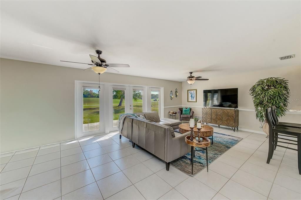 For Rent: $3,400 (3 beds, 2 baths, 1600 Square Feet)