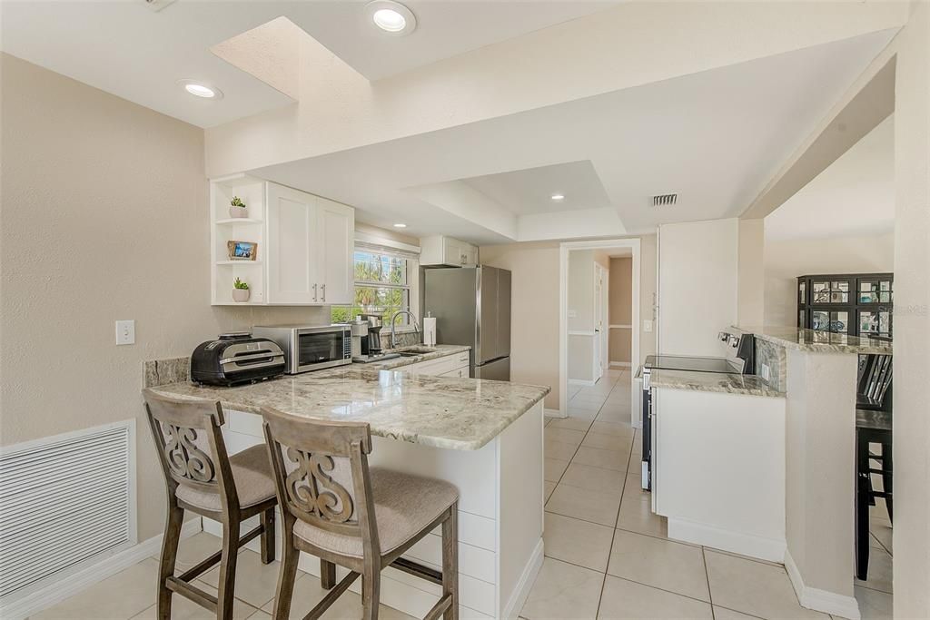 For Rent: $3,400 (3 beds, 2 baths, 1600 Square Feet)