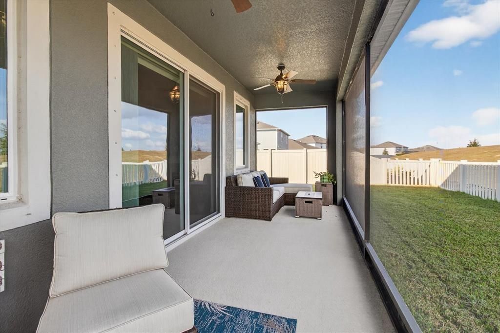 For Sale: $450,000 (3 beds, 2 baths, 2220 Square Feet)