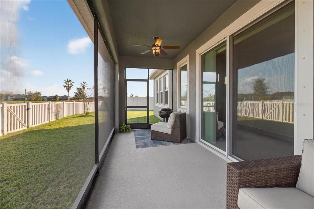 For Sale: $450,000 (3 beds, 2 baths, 2220 Square Feet)