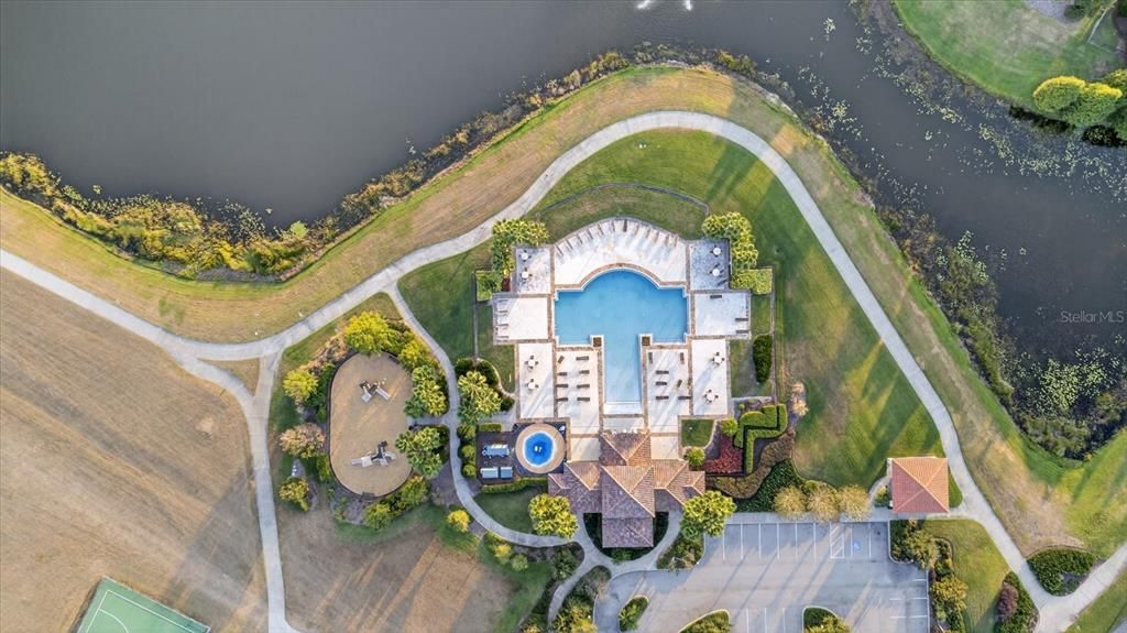 For Sale: $450,000 (3 beds, 2 baths, 2220 Square Feet)