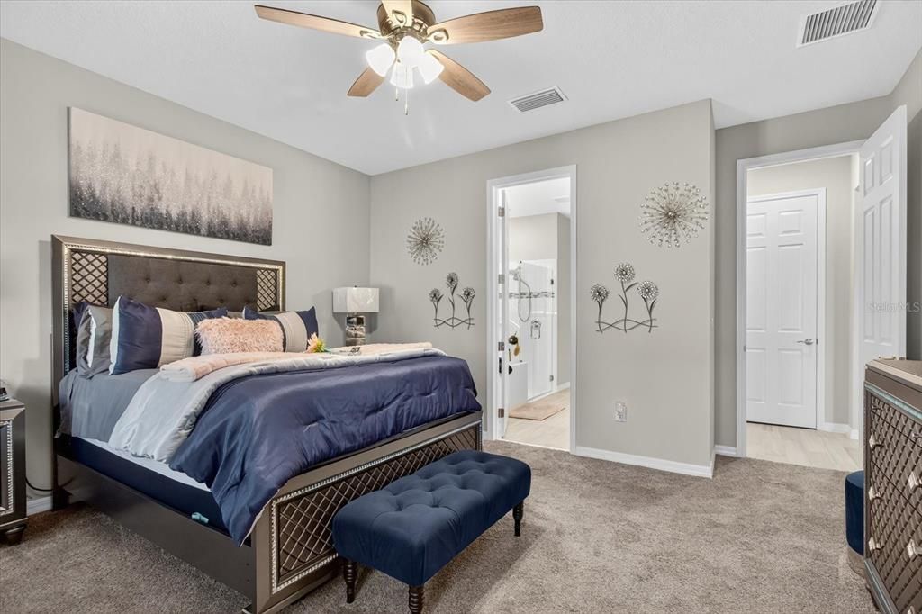 For Sale: $450,000 (3 beds, 2 baths, 2220 Square Feet)