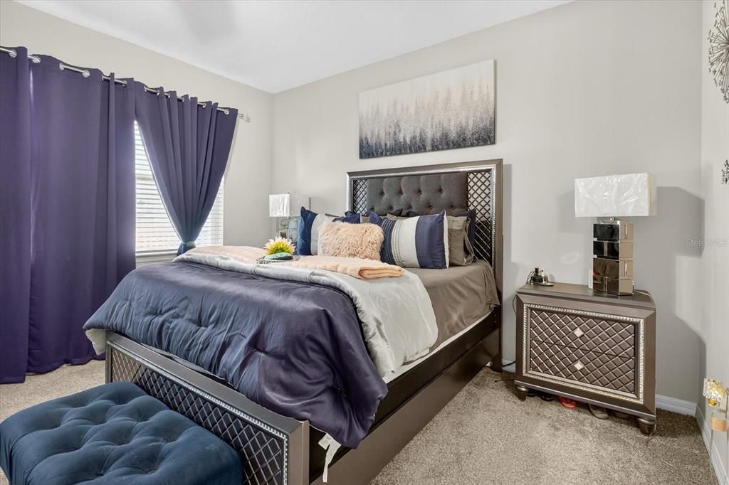 For Sale: $450,000 (3 beds, 2 baths, 2220 Square Feet)