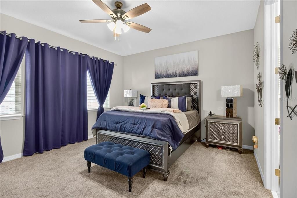 For Sale: $450,000 (3 beds, 2 baths, 2220 Square Feet)