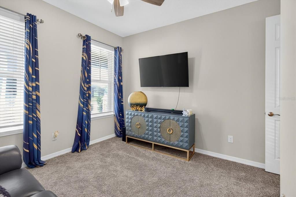 For Sale: $450,000 (3 beds, 2 baths, 2220 Square Feet)