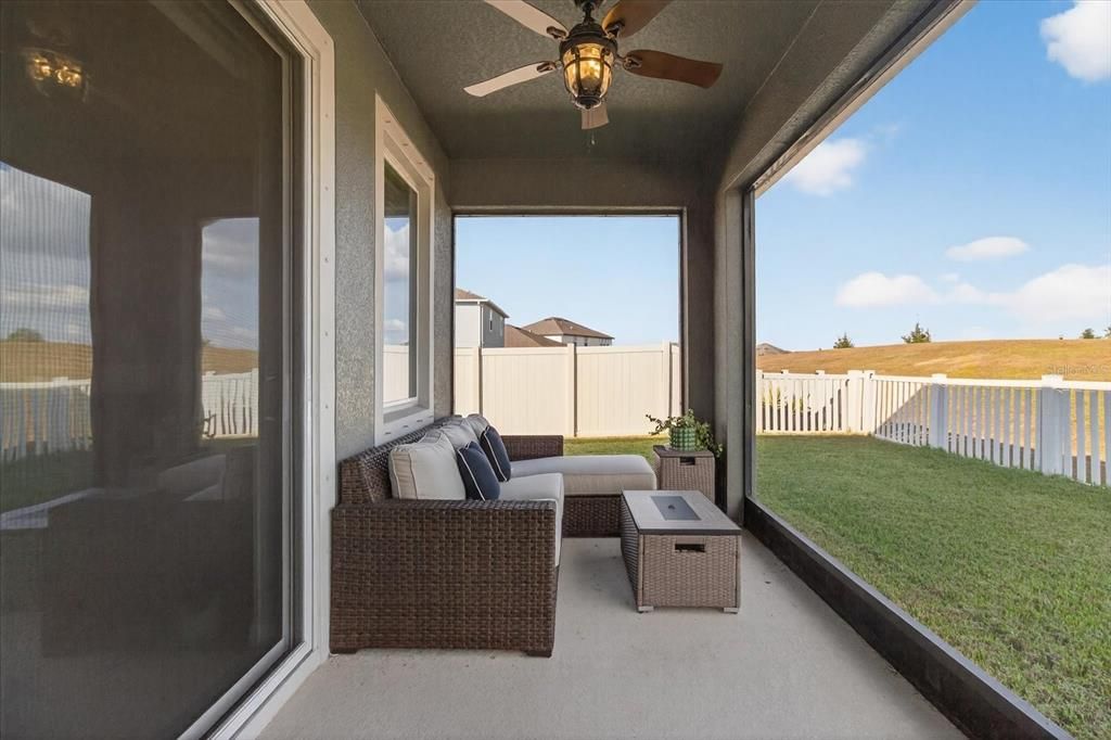 For Sale: $450,000 (3 beds, 2 baths, 2220 Square Feet)