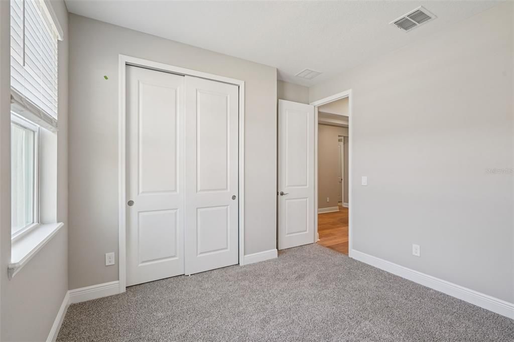 En Venta: $421,680 (4 camas, 3 baños, 2190 Pies cuadrados)