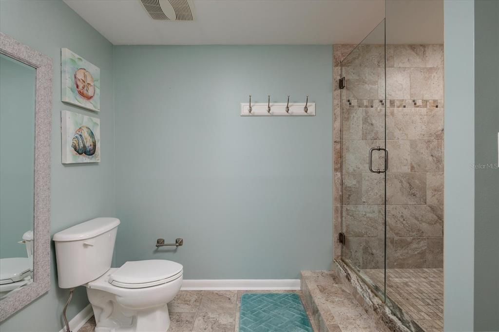 待售: $1,075,000 (2 贝兹, 2 浴室, 1377 平方英尺)