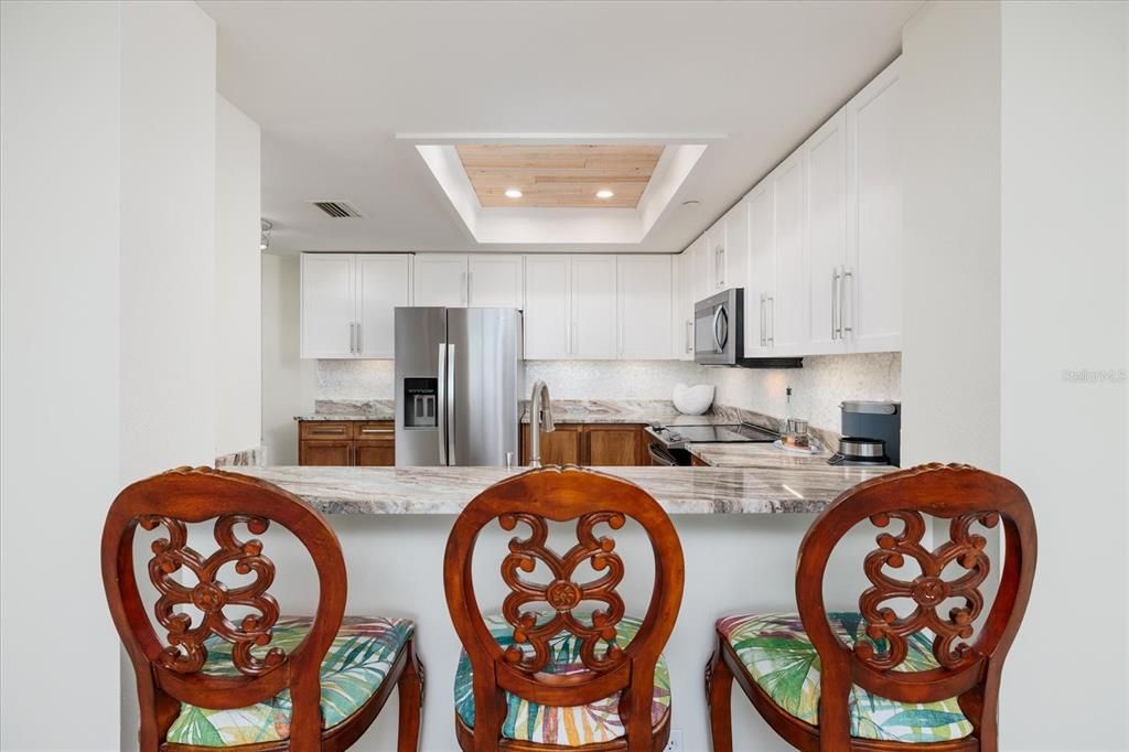 待售: $1,075,000 (2 贝兹, 2 浴室, 1377 平方英尺)