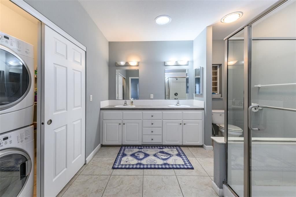 В аренду: $3,500 (2 спален, 2 ванн, 1776 Квадратных фут)