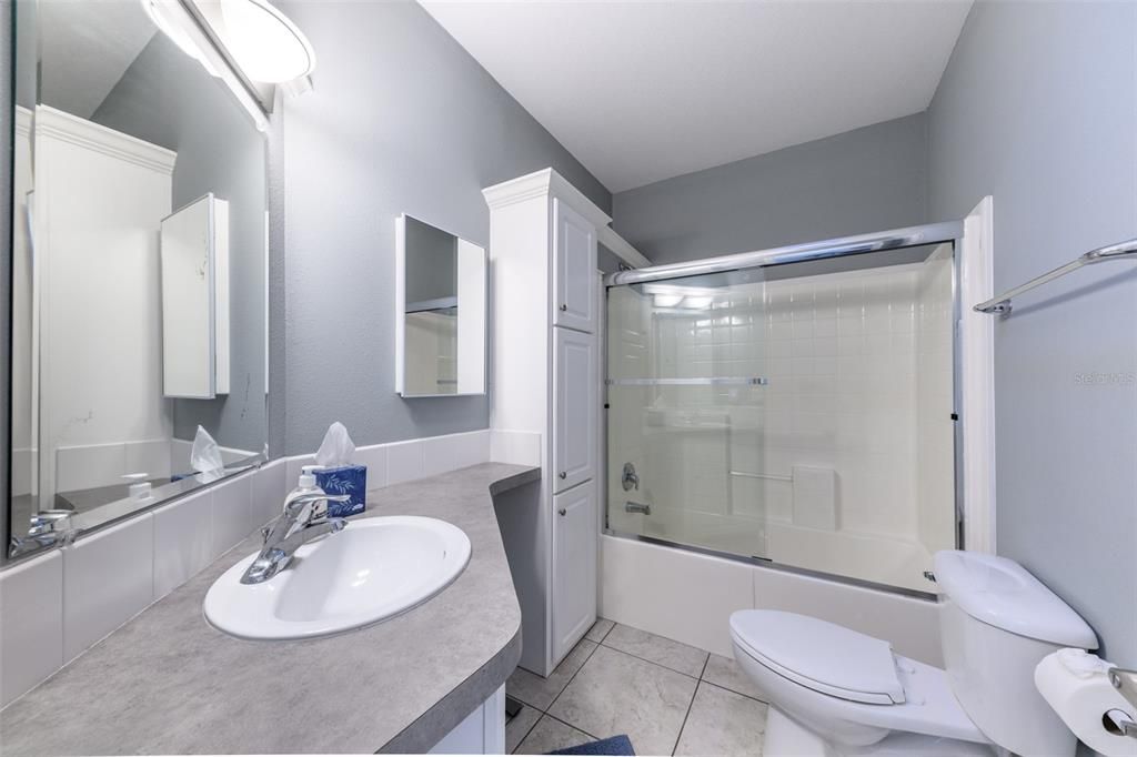 В аренду: $3,500 (2 спален, 2 ванн, 1776 Квадратных фут)