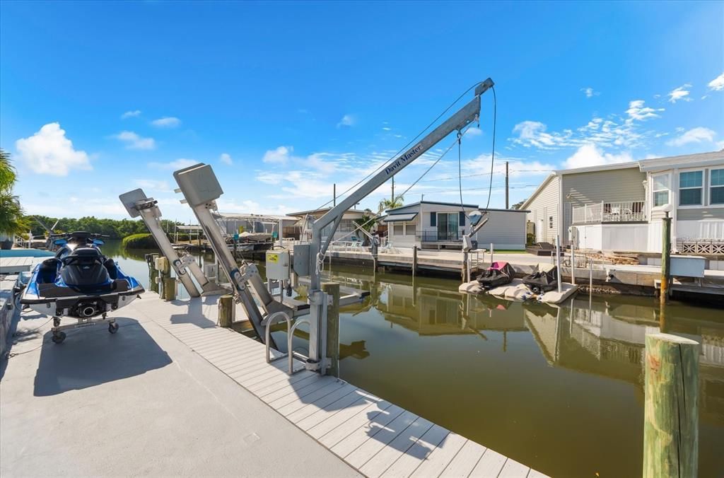 For Sale: $425,000 (2 beds, 2 baths, 1138 Square Feet)