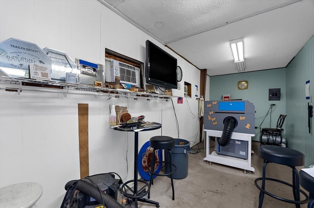 For Sale: $425,000 (2 beds, 2 baths, 1138 Square Feet)