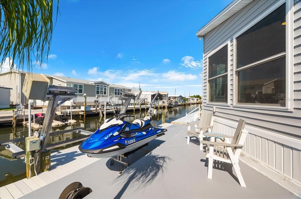 For Sale: $425,000 (2 beds, 2 baths, 1138 Square Feet)