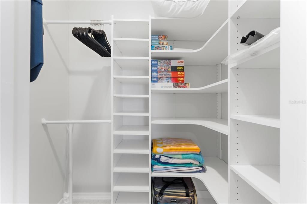 For Sale: $425,000 (2 beds, 2 baths, 1138 Square Feet)