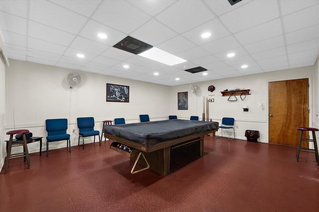 For Sale: $425,000 (2 beds, 2 baths, 1138 Square Feet)