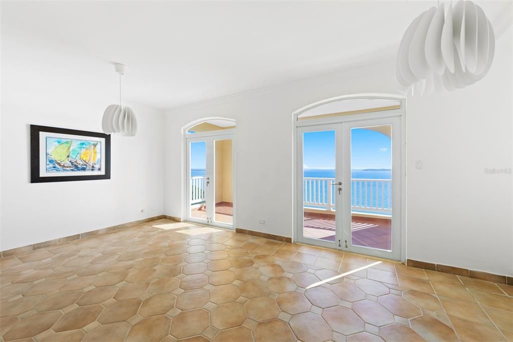 For Sale: $950,000 (2 beds, 2 baths, 1894 Square Feet)