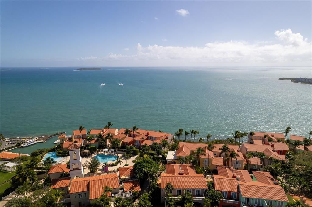 For Sale: $950,000 (2 beds, 2 baths, 1894 Square Feet)