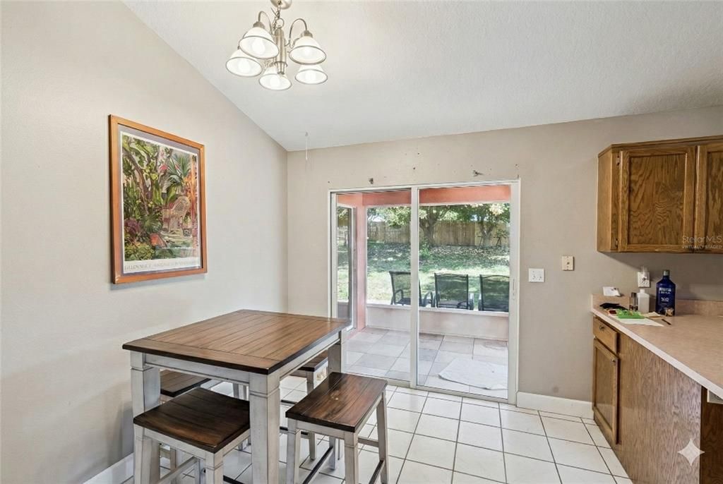 For Sale: $350,000 (3 beds, 2 baths, 1459 Square Feet)