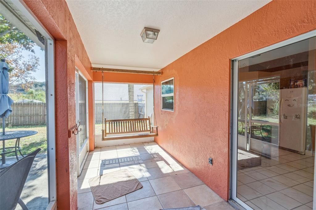 For Sale: $350,000 (3 beds, 2 baths, 1459 Square Feet)