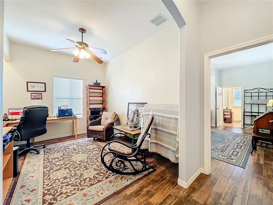 En Venta: $319,000 (2 camas, 2 baños, 1804 Pies cuadrados)