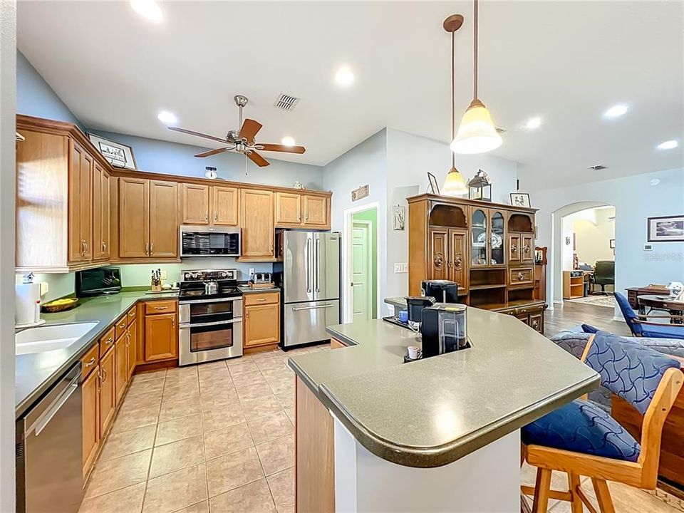 En Venta: $319,000 (2 camas, 2 baños, 1804 Pies cuadrados)