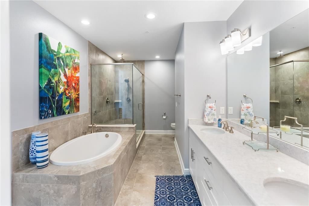 En Venta: $560,000 (3 camas, 2 baños, 1854 Pies cuadrados)