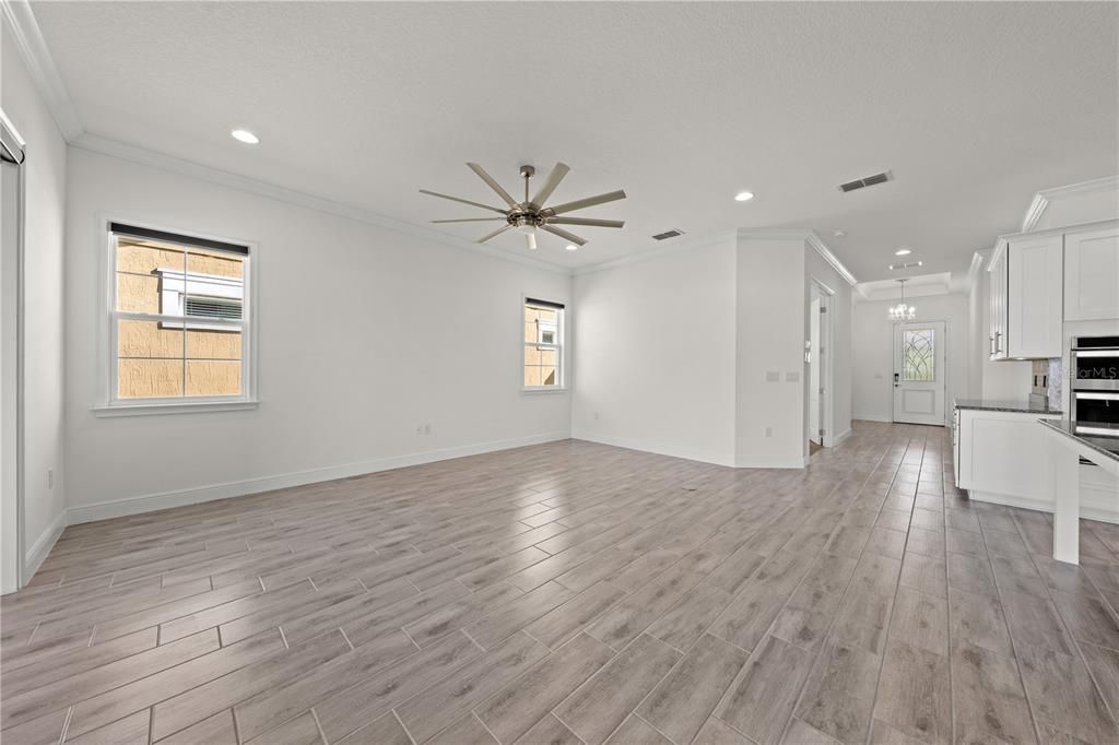 For Sale: $419,000 (3 beds, 2 baths, 1863 Square Feet)