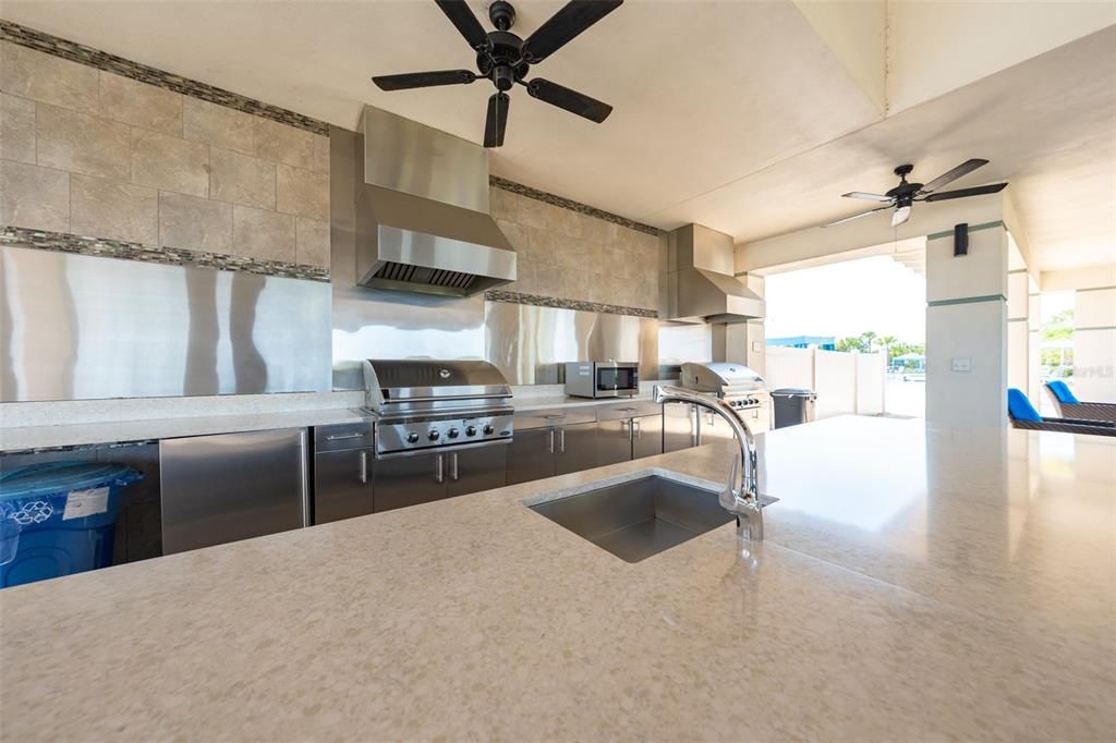 For Sale: $419,000 (3 beds, 2 baths, 1863 Square Feet)