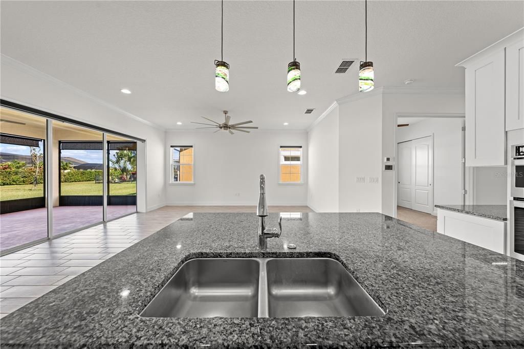 For Sale: $419,000 (3 beds, 2 baths, 1863 Square Feet)