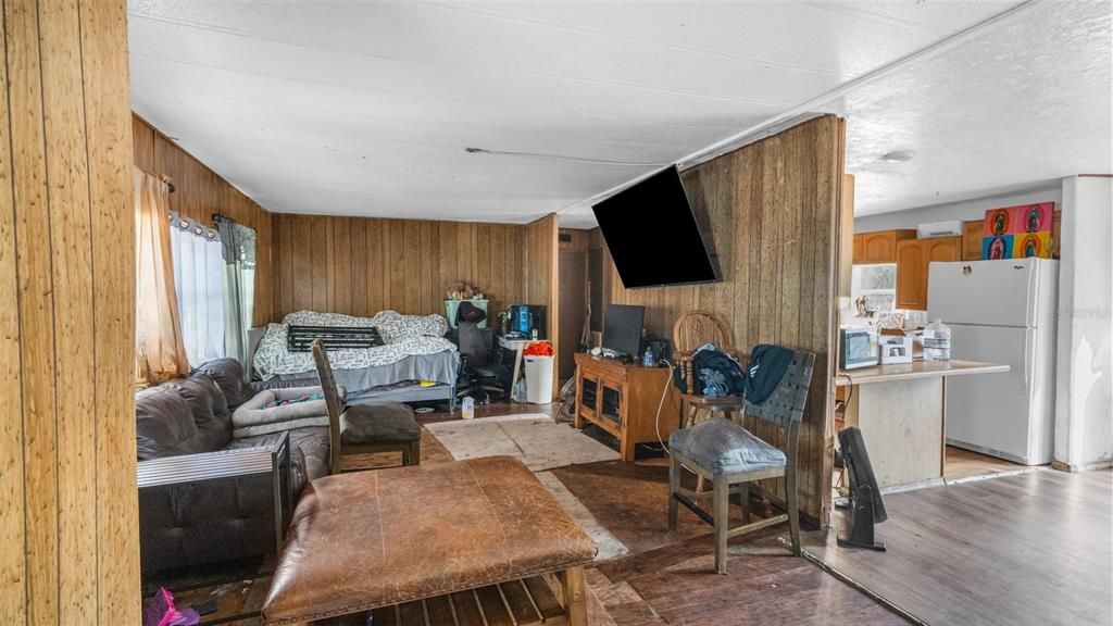 На продажу: $115,000 (3 спален, 2 ванн, 1248 Квадратных фут)