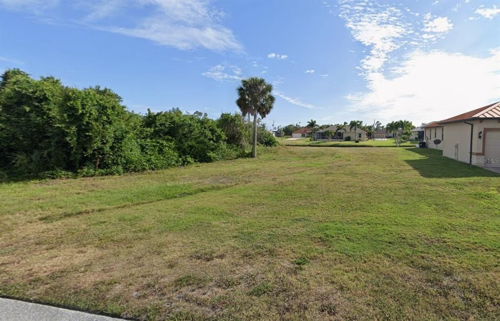 For Sale: $49,999 (0.23 acres)