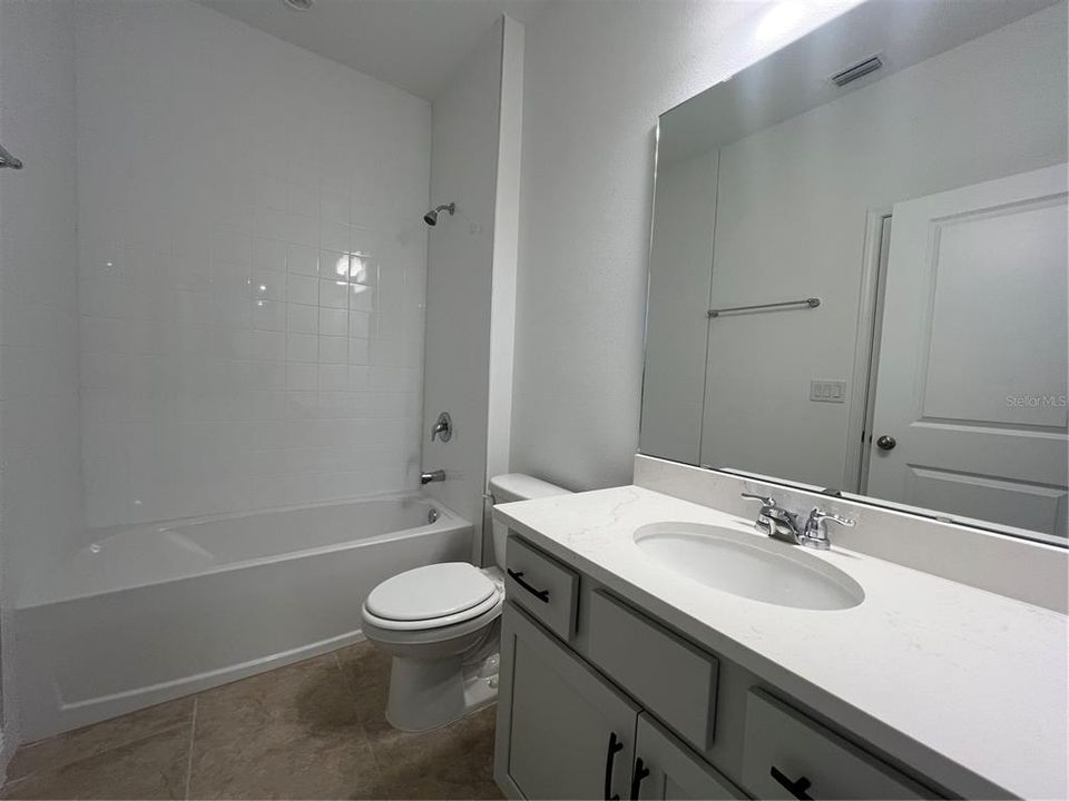 Active With Contract: $740,931 (6 beds, 4 baths, 3418 Square Feet)