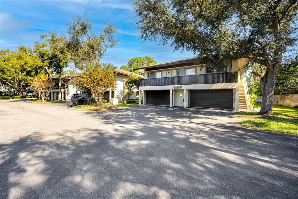 For Sale: $171,000 (2 beds, 1 baths, 752 Square Feet)