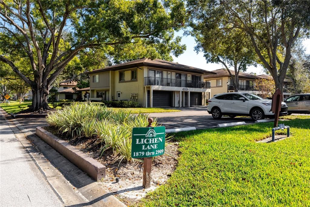 For Sale: $171,000 (2 beds, 1 baths, 752 Square Feet)