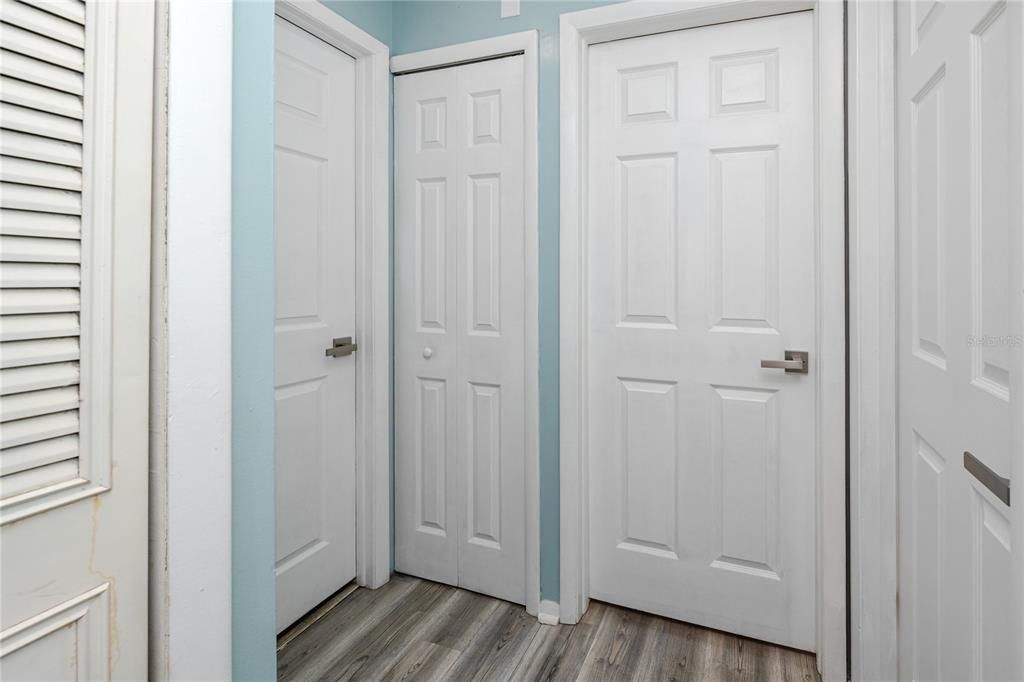 For Sale: $171,000 (2 beds, 1 baths, 752 Square Feet)