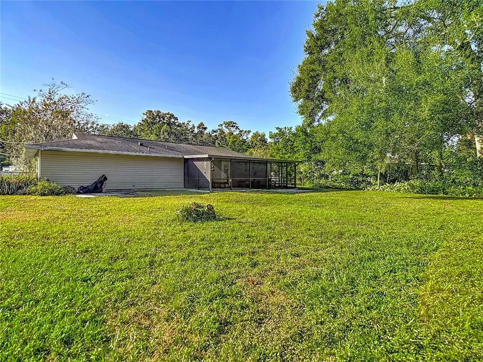 For Sale: $259,900 (3 beds, 1 baths, 1336 Square Feet)