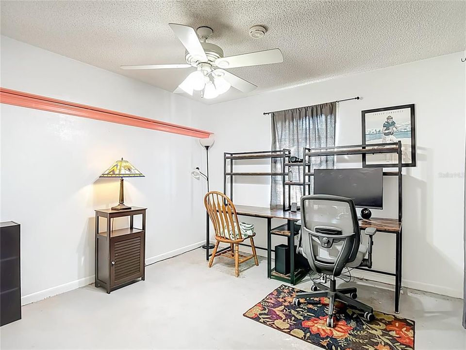 For Sale: $259,900 (3 beds, 1 baths, 1336 Square Feet)