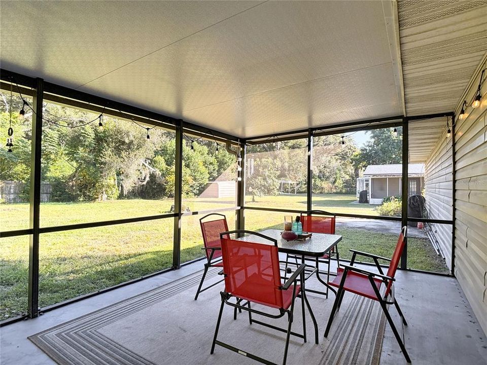 For Sale: $259,900 (3 beds, 1 baths, 1336 Square Feet)