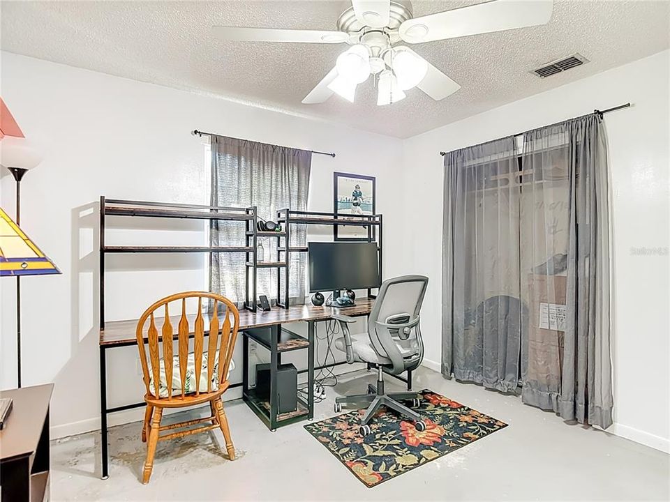 For Sale: $259,900 (3 beds, 1 baths, 1336 Square Feet)