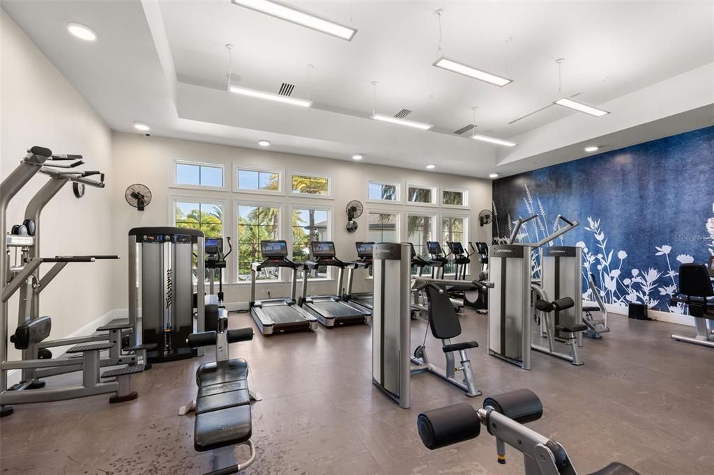 На продажу: $349,990 (2 спален, 2 ванн, 1437 Квадратных фут)