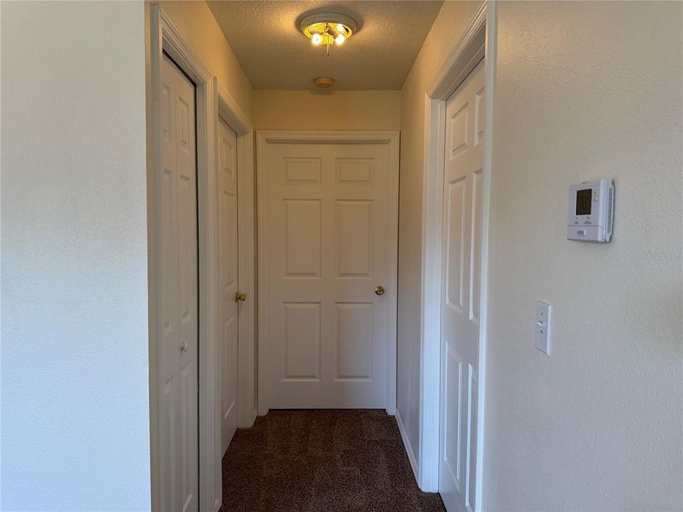 出租: $1,200 (2 贝兹, 1 浴室, 1000 平方英尺)